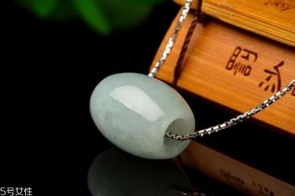翡翠可以做轉運珠嗎 翡翠做轉運珠有什么作用呢
