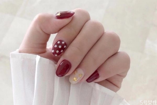美甲的種類有哪些 做美甲有哪些危害 美甲的種類有哪些 做美甲有哪些危害
