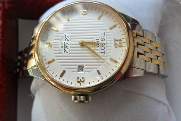 天梭手表機芯介紹 天梭石英表電池多少錢 天梭手表機芯介紹 天梭石英表電池多少錢