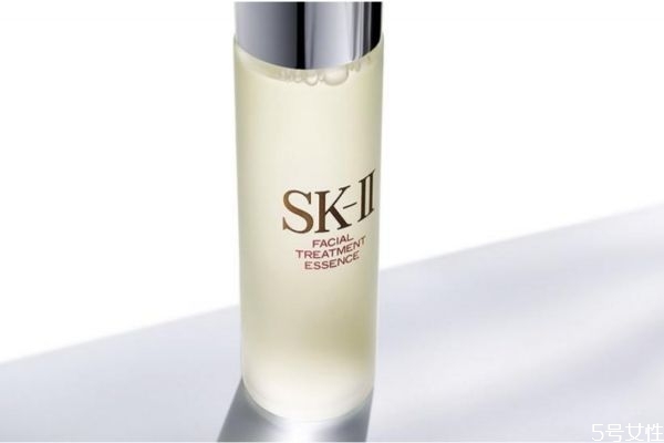 sk2神仙水顏色黃正常嗎 神仙水搭配什么乳液 sk2神仙水顏色黃正常嗎 神仙水搭配什么乳液