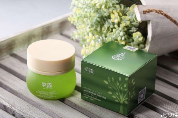 阿芙家的馬迷純露真的有用嗎 馬迷純露應該怎么用呢 阿芙家的馬迷純露真的有用嗎 馬迷純露應該怎么用呢