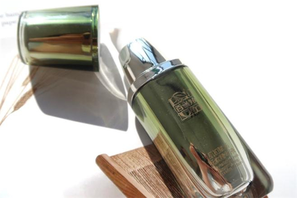 百雀羚小綠瓶多少錢 百雀羚小綠瓶成分 百雀羚小綠瓶多少錢 百雀羚小綠瓶成分