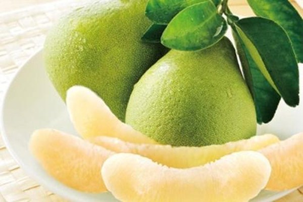 吃柚子對皮膚有好處嗎 能夠護膚的水果有哪些 吃柚子對皮膚有好處嗎 能夠護膚的水果有哪些