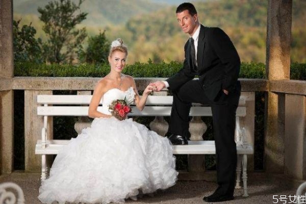 談戀愛(ài)一定要結(jié)婚嗎 談戀愛(ài)都是為了結(jié)婚嗎 談戀愛(ài)一定要結(jié)婚嗎 談戀愛(ài)都是為了結(jié)婚嗎