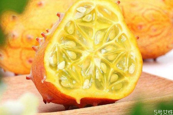 刺角瓜的營養(yǎng)價(jià)值有什么呢 吃刺角瓜有什么好處呢