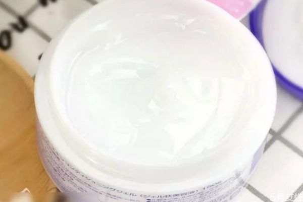 娥佩蘭薏仁面霜價格多少錢 娥佩蘭薏仁面霜使用方法 娥佩蘭薏仁面霜價格多少錢 娥佩蘭薏仁面霜使用方法