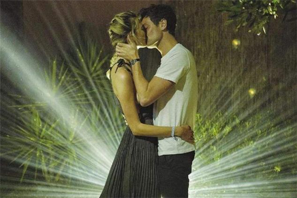 男朋友占有欲強是愛嗎 男朋友占有欲強是什么體驗 男朋友占有欲強是愛嗎 男朋友占有欲強是什么體驗