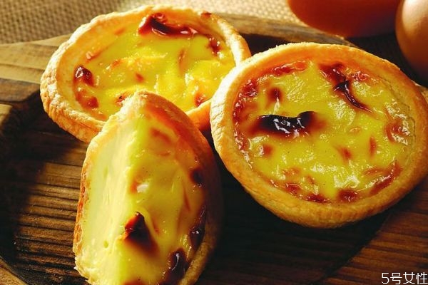 蛋撻有什么營(yíng)養(yǎng)價(jià)值呢 蛋撻是怎么做的呢