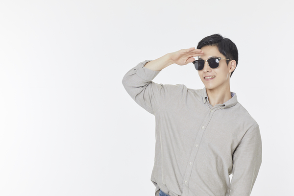 男士休閑服裝有哪些面料 男士休閑服裝有哪些風(fēng)格 男士休閑服裝有哪些面料 男士休閑服裝有哪些風(fēng)格