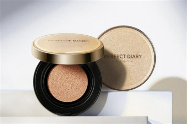 完美日記氣墊真假辨認 完美日記氣墊和稚優(yōu)泉哪個好 完美日記氣墊真假辨認 完美日記氣墊和稚優(yōu)泉哪個好