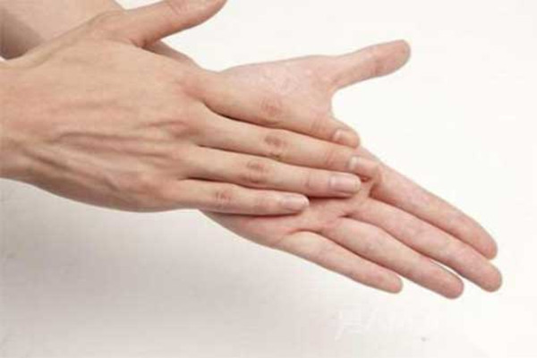 搓手有什么好處 搓手對心臟有好處嗎 搓手有什么好處 搓手對心臟有好處嗎