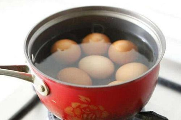 茶葉蛋怎么煮好吃入味 茶葉蛋是鹵蛋嗎