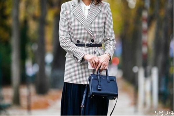 西裝怎么穿好看 怎么把西裝穿的好看 西裝怎么穿好看 怎么把西裝穿的好看