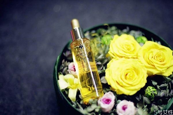 嬌蘭復(fù)原蜜使用前需要搖晃嗎 復(fù)原蜜正確使用方法 嬌蘭復(fù)原蜜使用前需要搖晃嗎 復(fù)原蜜正確使用方法