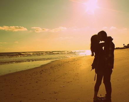 男同事對你曖昧怎么辦 怎樣避免男同事的曖昧 男同事對你曖昧怎么辦 怎樣避免男同事的曖昧