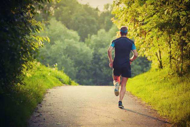 運動調理腸胃要注意什么 運動養(yǎng)生有什么好處