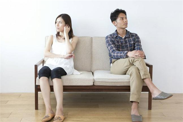 前夫一直威脅我該怎么辦 前夫威脅我報(bào)警有用嗎 前夫一直威脅我該怎么辦 前夫威脅我報(bào)警有用嗎