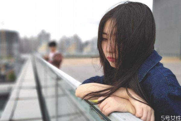 老公外遇是否應(yīng)該假裝不知道 老公外遇該怎么辦 老公外遇是否應(yīng)該假裝不知道 老公外遇該怎么辦