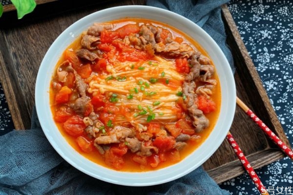 肥牛金針菇怎么做好吃 肥牛金針菇的簡單做法 肥牛金針菇怎么做好吃 肥牛金針菇的簡單做法