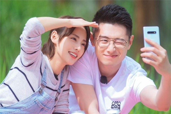 異地夫妻每天都需要聊天嗎 異地夫妻每天都聊些什么 異地夫妻每天都需要聊天嗎 異地夫妻每天都聊些什么