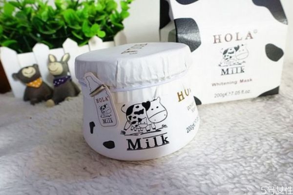 牛奶洗臉的功效 牛奶洗臉有什么好處 牛奶洗臉的功效 牛奶洗臉有什么好處