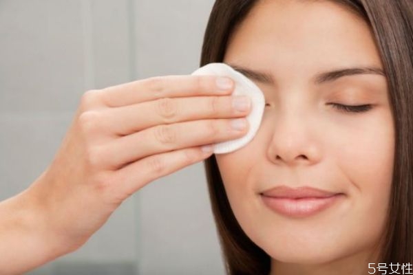 怎樣防止皮膚抗氧化 什么年齡需要抗氧化 怎樣防止皮膚抗氧化 什么年齡需要抗氧化