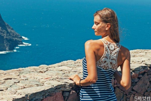 戀愛(ài)中花心男生的表現(xiàn) 戀愛(ài)中怎么分辨男生是不是花心 戀愛(ài)中花心男生的表現(xiàn) 戀愛(ài)中怎么分辨男生是不是花心