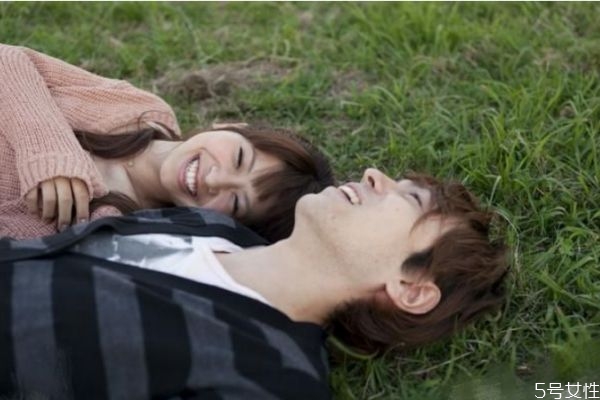 男友不愿意讓你見(jiàn)父母原因 為什么男友不愿意帶你見(jiàn)父母 男友不愿意讓你見(jiàn)父母原因 為什么男友不愿意帶你見(jiàn)父母