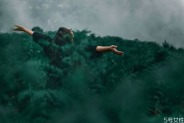 和男朋友聊天的套路話 和男朋友聊天技巧 和男朋友聊天的套路話 和男朋友聊天技巧