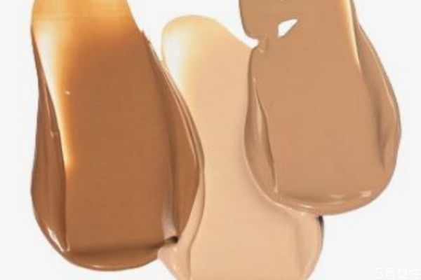 黑皮該如何挑選粉底液 黑皮適合什么粉底液 黑皮該如何挑選粉底液 黑皮適合什么粉底液