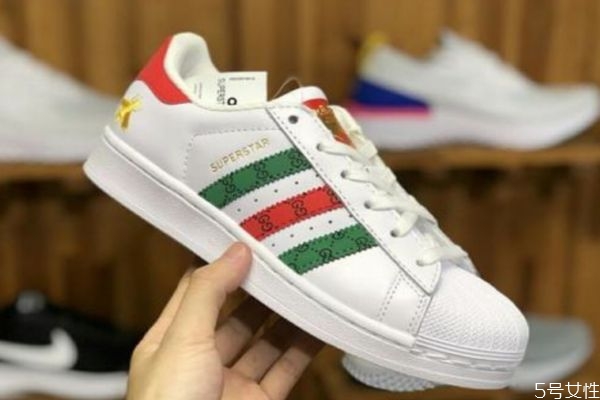 阿迪達斯貝殼頭夏天穿熱嗎 貝殼頭夏天可以穿嗎 阿迪達斯貝殼頭夏天穿熱嗎 貝殼頭夏天可以穿嗎