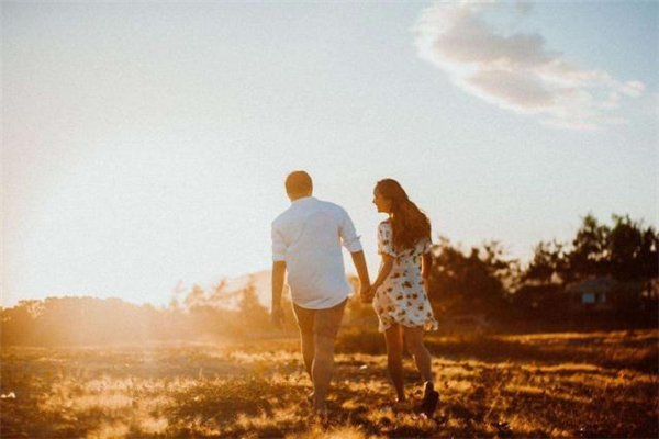 小三主動(dòng)退出男人會傷心嗎 小三主動(dòng)退出男人什么心情