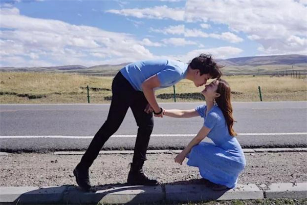 怎么判斷男友是不是老手 情場老手的男人表現(xiàn) 怎么判斷男友是不是老手 情場老手的男人表現(xiàn)