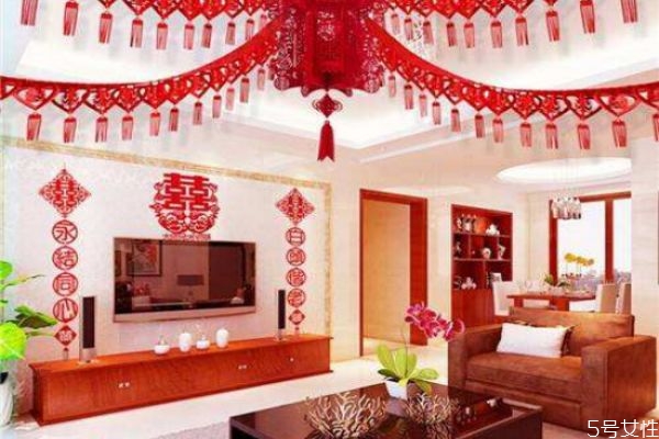 結(jié)婚怎么布置新房 結(jié)婚當(dāng)天新房如何布置 結(jié)婚怎么布置新房 結(jié)婚當(dāng)天新房如何布置