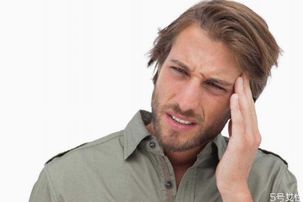 男士祛雀斑的小妙招 男士祛雀斑的小竅門(mén)