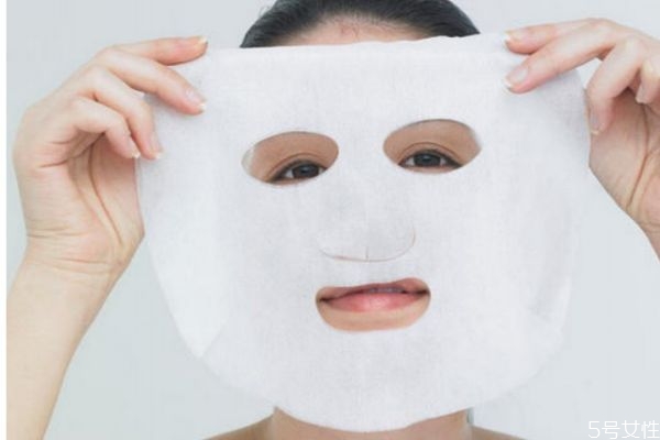 夏季化妝的注意有什么 什么是夏季化妝的注意 夏季化妝的注意有什么 什么是夏季化妝的注意