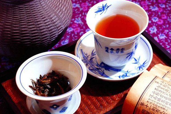 白琳工夫的功效 白琳工夫不適合什么人喝 白琳工夫的功效 白琳工夫不適合什么人喝