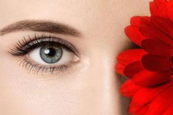 吸雕雙眼皮安全嗎 吸雕雙眼皮不適合什么人 吸雕雙眼皮安全嗎 吸雕雙眼皮不適合什么人