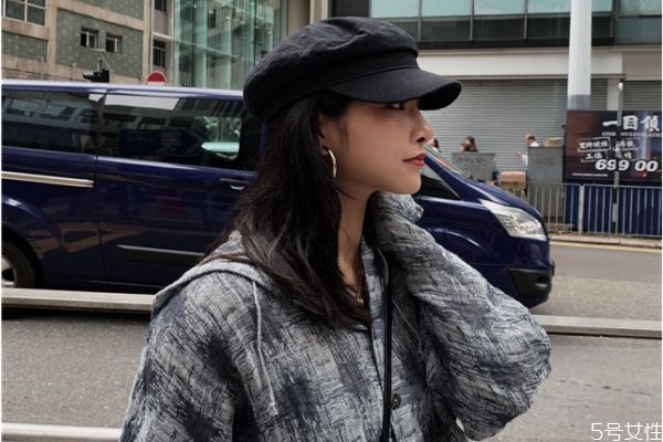 平頂帽適合圓臉嗎 戴平頂帽會(huì)顯臉長嗎 平頂帽適合圓臉嗎 戴平頂帽會(huì)顯臉長嗎