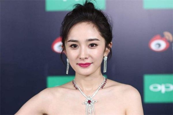 戴帽子發(fā)際線會(huì)后移嗎 發(fā)際線能重新長回來嗎