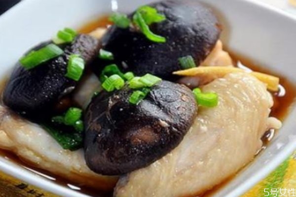 冬菇蒸雞翅的做法 冬菇蒸雞翅的營養(yǎng)價(jià)值