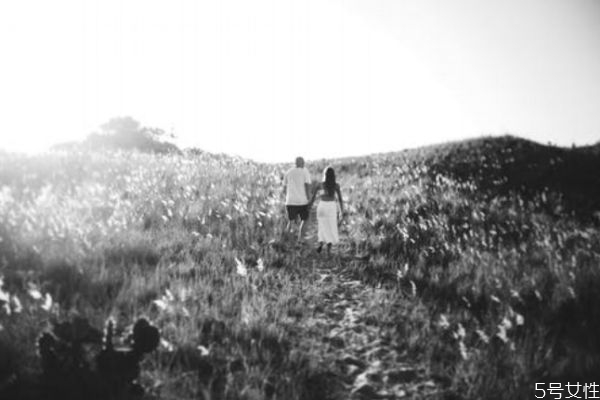 夫妻吵架離婚怎么挽回 夫妻鬧離婚要怎樣挽回 夫妻吵架離婚怎么挽回 夫妻鬧離婚要怎樣挽回