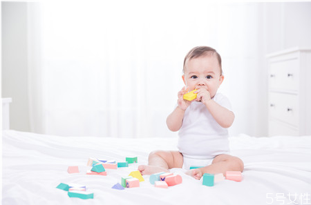 寶寶安撫物是什么意思 寶寶為什么需要安撫物 寶寶安撫物是什么意思 寶寶為什么需要安撫物