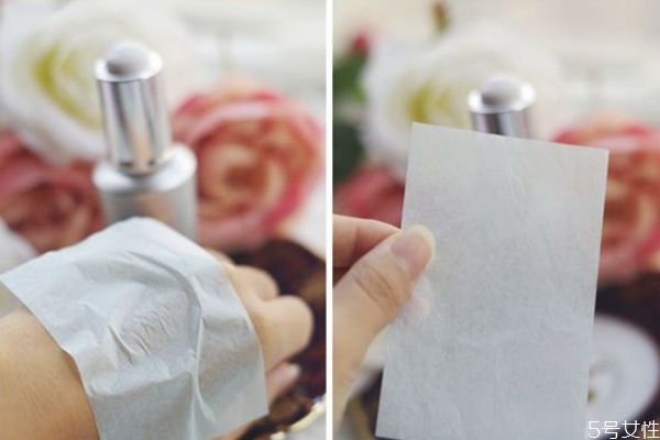 為什么吸油紙越用毛孔越大 用吸油紙的好處和壞處 為什么吸油紙越用毛孔越大 用吸油紙的好處和壞處