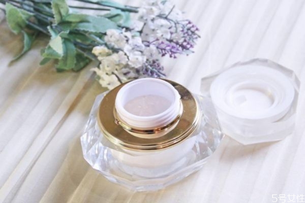 伊思在韓國(guó)是什么檔次 伊思蝸牛系列為什么這么火 伊思在韓國(guó)是什么檔次 伊思蝸牛系列為什么這么火