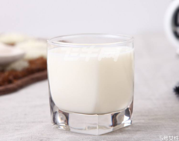 羊奶可以做什么美食 羊奶可以做什么甜點 羊奶可以做什么美食 羊奶可以做什么甜點