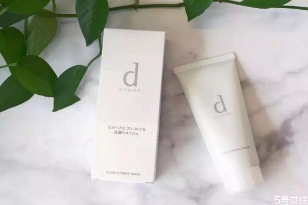 安肌心語(yǔ)護(hù)膚品怎么樣 安肌心語(yǔ)適合什么年齡 安肌心語(yǔ)護(hù)膚品怎么樣 安肌心語(yǔ)適合什么年齡