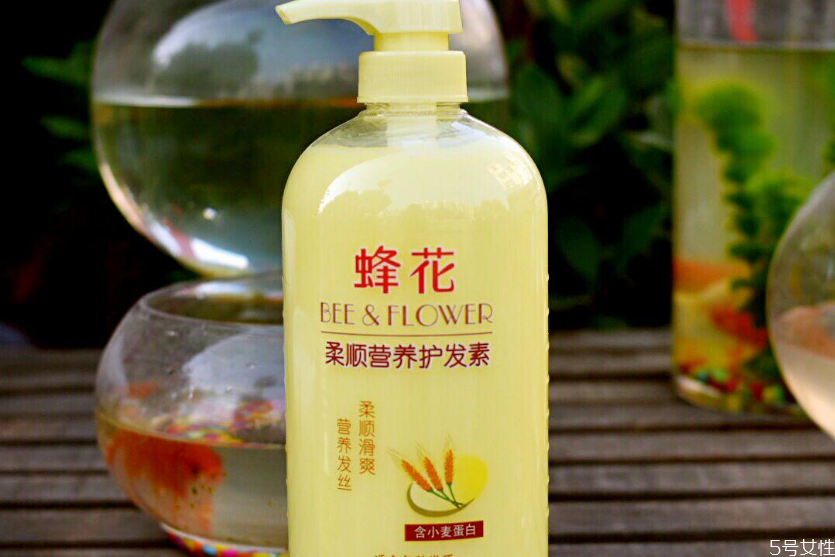 蜂花護(hù)發(fā)素可以不洗嗎 蜂花護(hù)發(fā)素怎么用 蜂花護(hù)發(fā)素可以不洗嗎 蜂花護(hù)發(fā)素怎么用