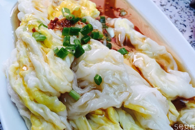 做腸粉的米漿怎么配 家庭腸粉最簡單的做法 做腸粉的米漿怎么配 家庭腸粉最簡單的做法