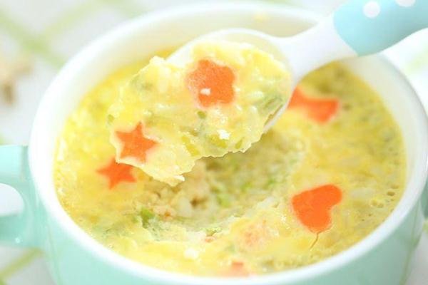 嬰兒添加輔食后大便的變化 嬰兒添加輔食后不拉大便怎么辦 嬰兒添加輔食后大便的變化 嬰兒添加輔食后不拉大便怎么辦